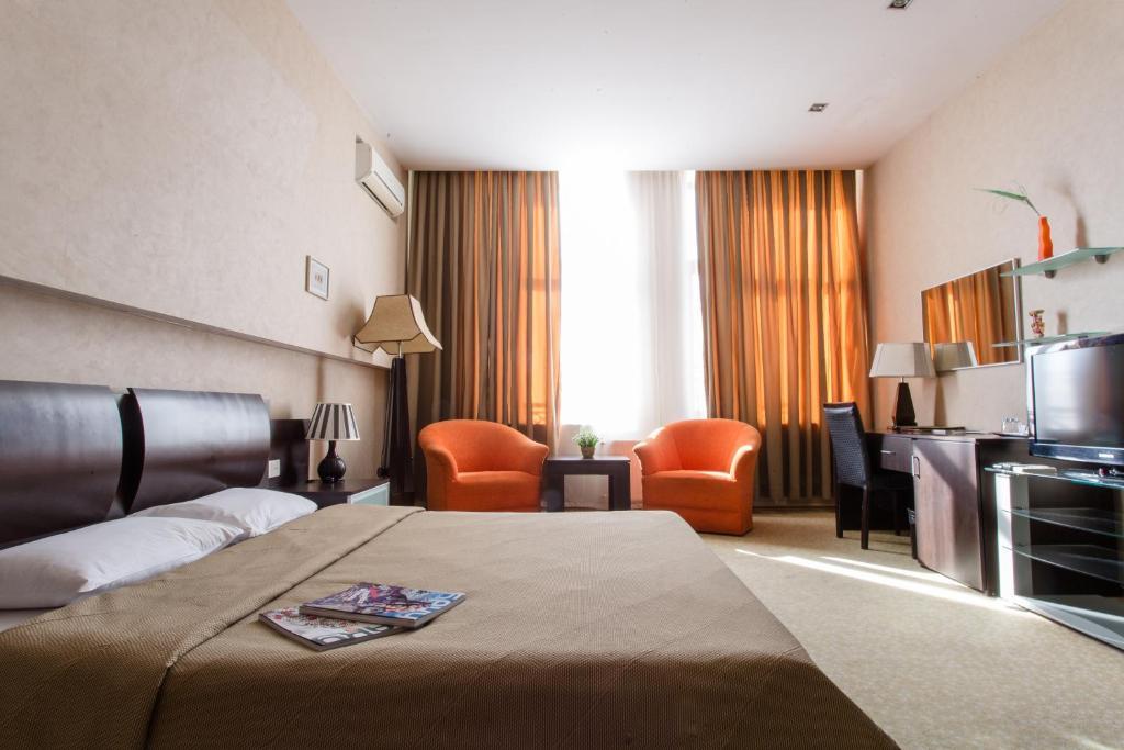 Austin Hotel Baku Ngoại thất bức ảnh